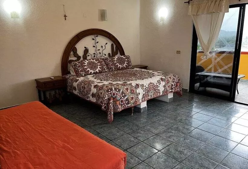 هتل Joya Del Mar
