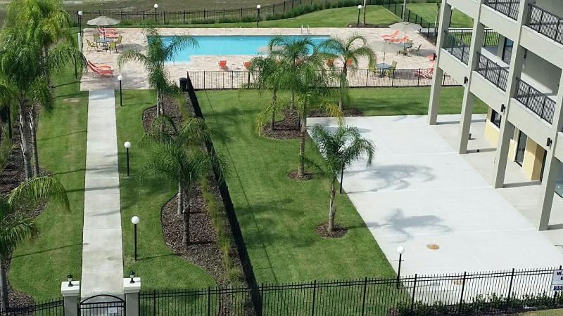 ホテル The Citrus On The Lake