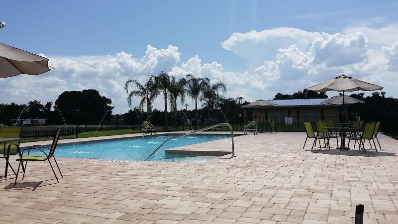 ホテル The Citrus On The Lake