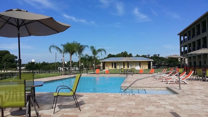 ホテル The Citrus On The Lake