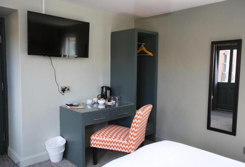 בית מלון כפרי Kings Arms