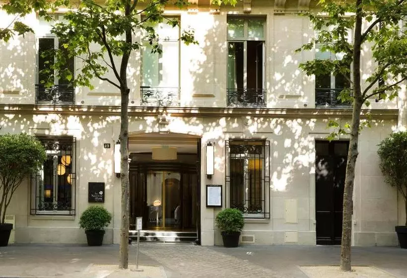 Hôtel Le Narcisse Blanc
