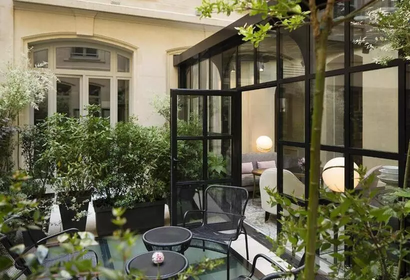 Hôtel Le Narcisse Blanc