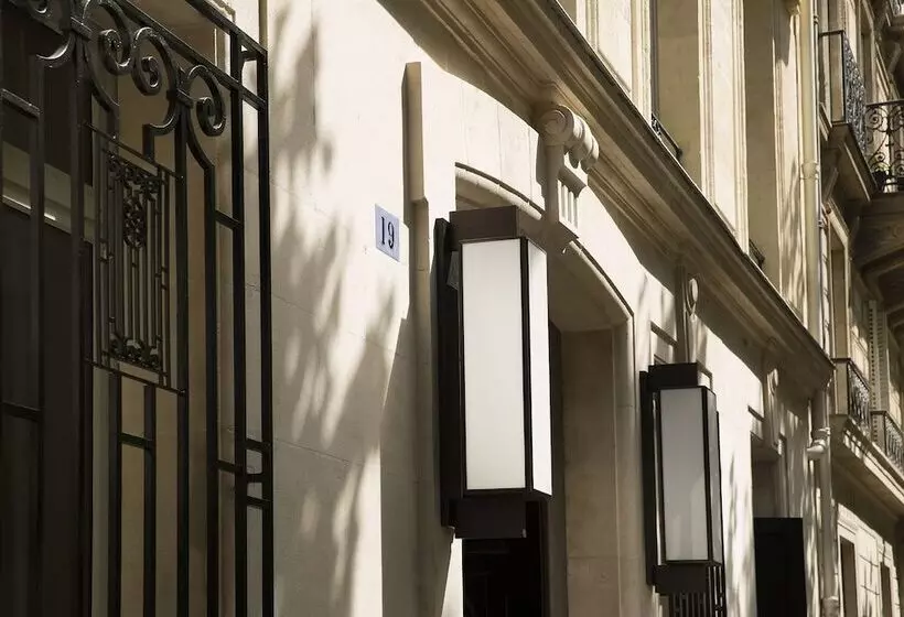 Hôtel Le Narcisse Blanc