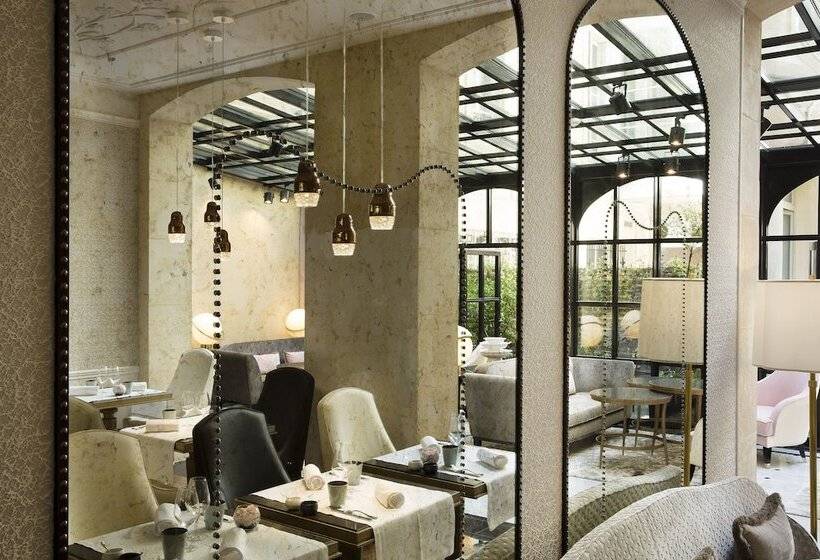 ホテル Le Narcisse Blanc