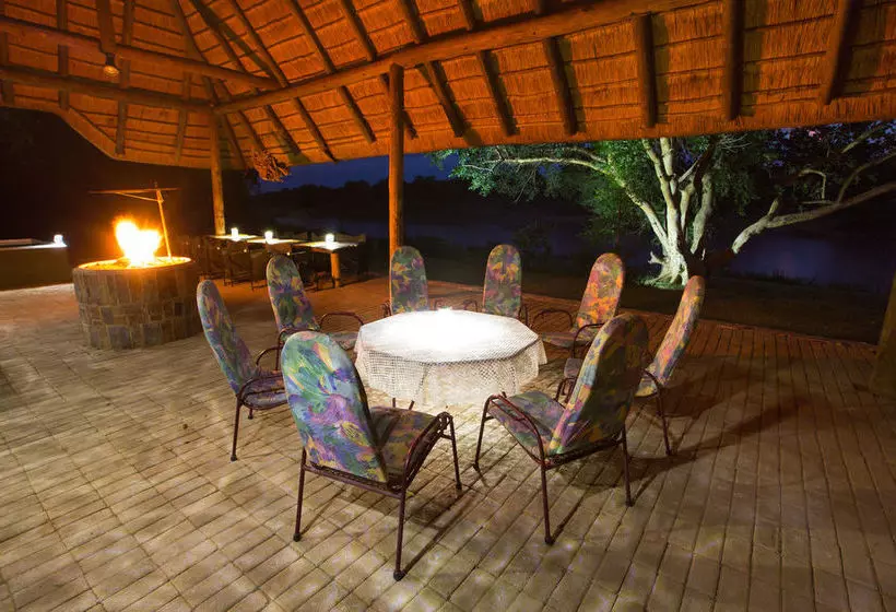 هتل Maninghi Lodge