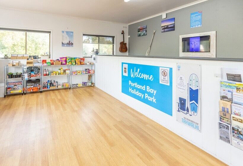 בית מלון כפרי Nrma Portland Bay Holiday Park