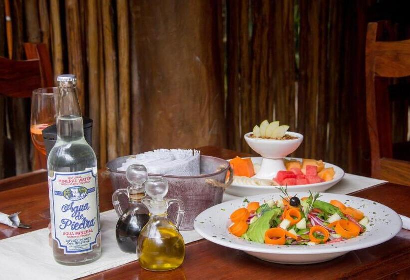 فندق Playa Canek Beachfront Eco