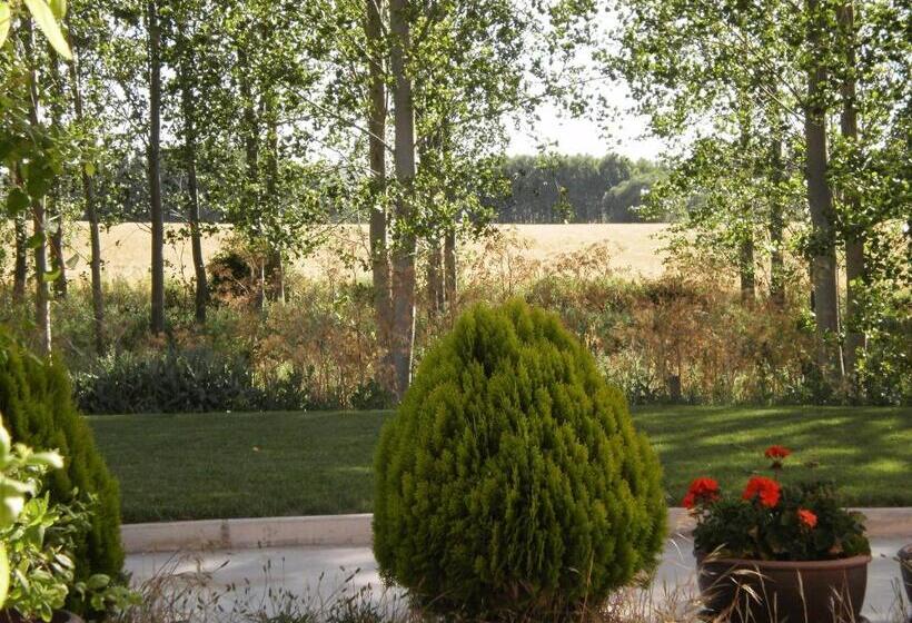 Hotel Santa Coloma Del Camino