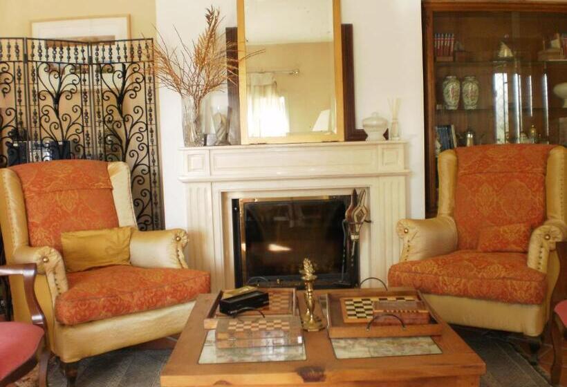 Hotel Santa Coloma Del Camino