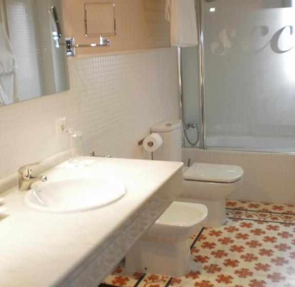 Hotel Santa Coloma Del Camino