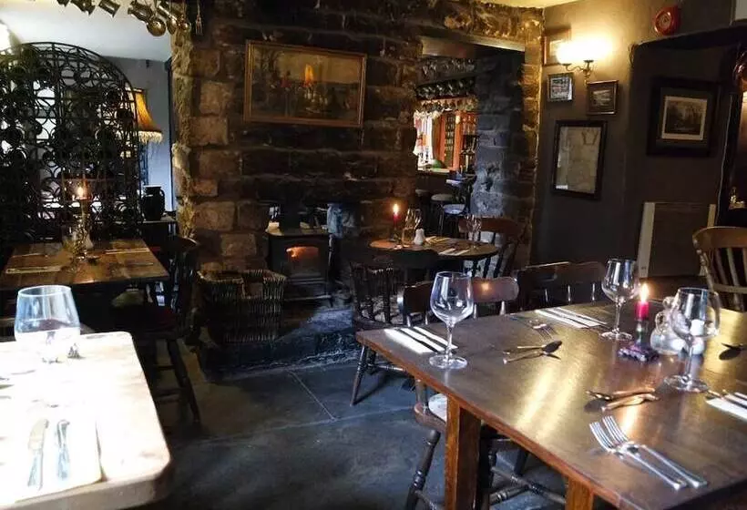 ホテル The Lamb Inn
