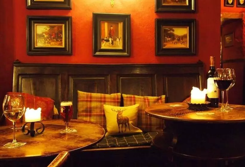 ホテル The Lamb Inn