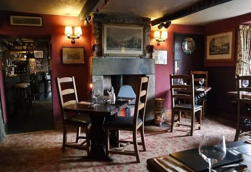 ホテル The Lamb Inn