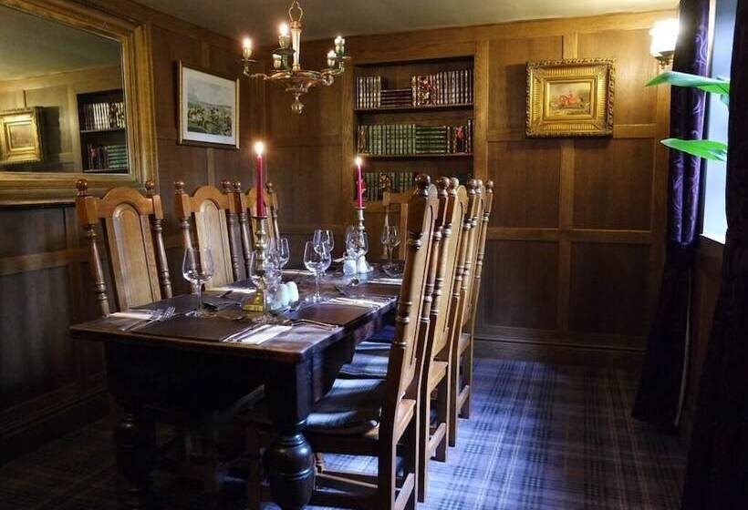 فندق The Lamb Inn