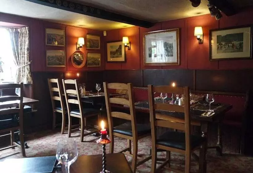 ホテル The Lamb Inn
