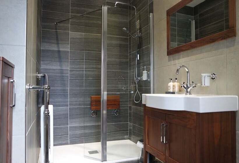 فندق The Lamb Inn