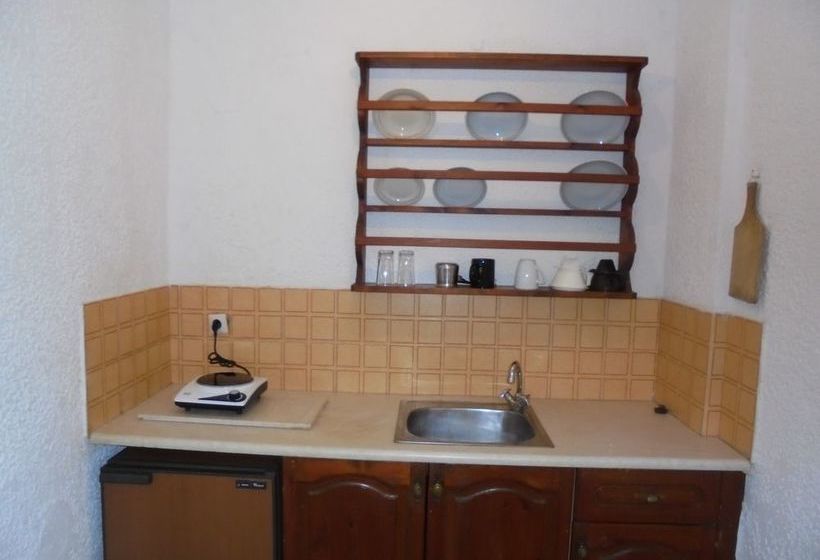 Kokkinakis Apartments