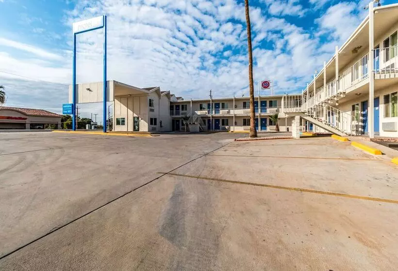 Motel 6blythe, Ca  South