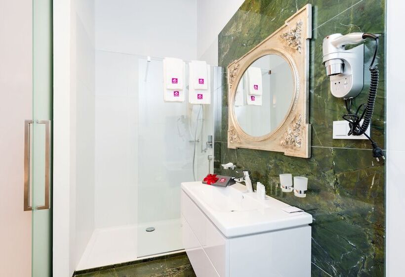 Old Royal Post Hotel By Tkc