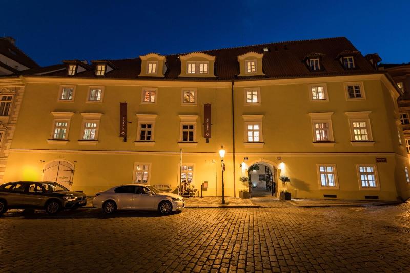 Old Royal Post Hotel By Tkc