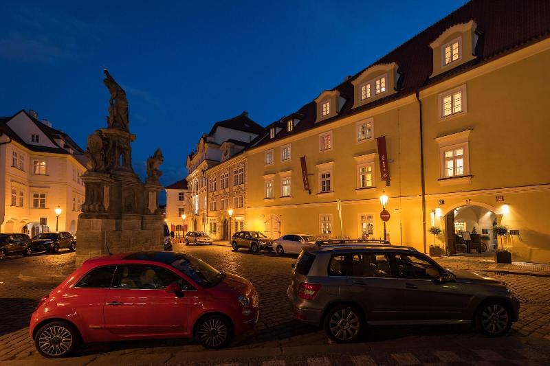 Old Royal Post Hotel By Tkc