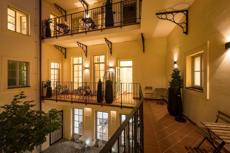 Old Royal Post Hotel By Tkc