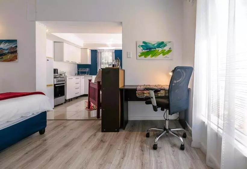 Majatalo Absolute Bosch Guest House