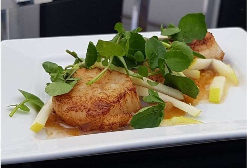 بنسيون Rustington Manor