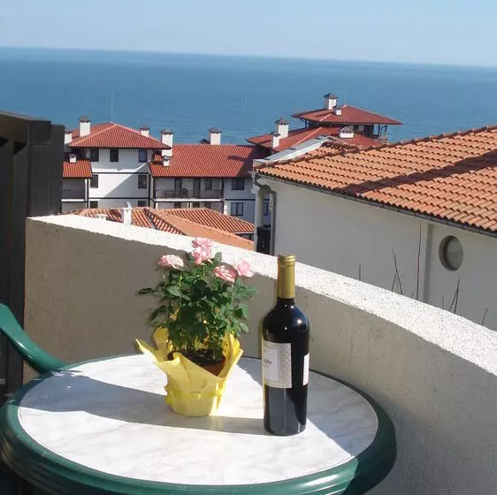 Tsb Sun Coast Apartments