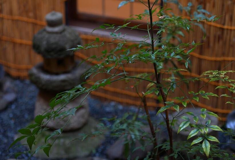 호스텔 Kyoto Machiya Sanjojuku