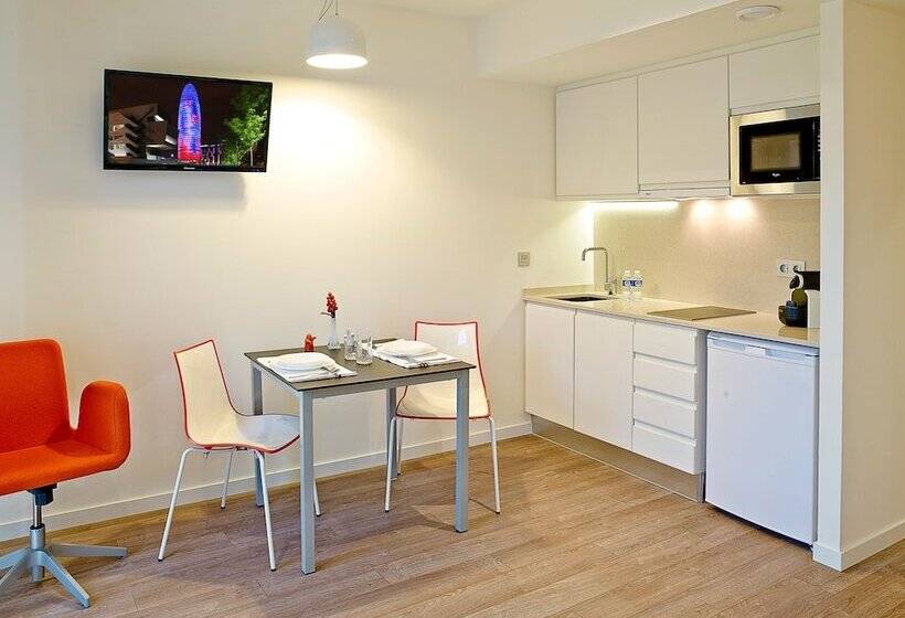 Apartments Hostemplo Suites