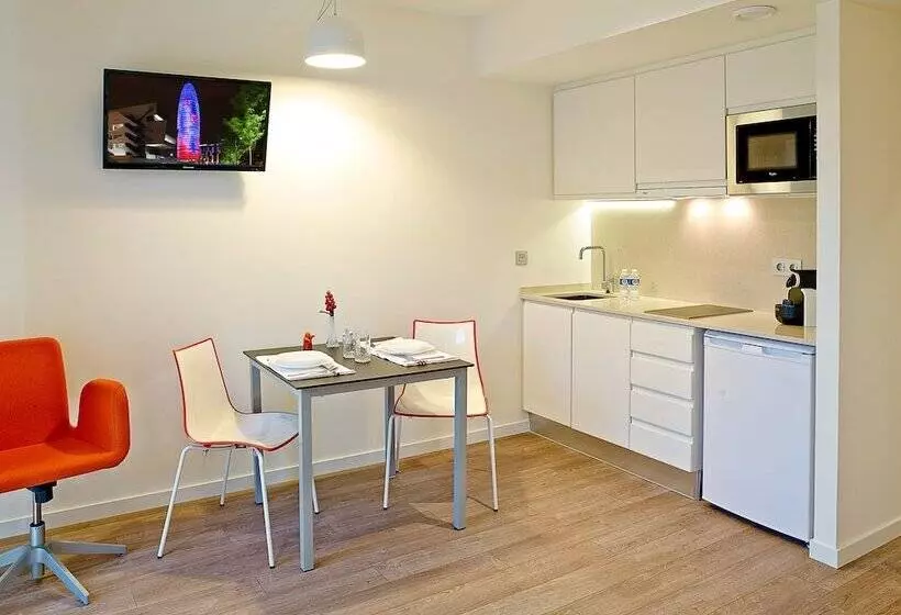 Apartments Hostemplo Suites