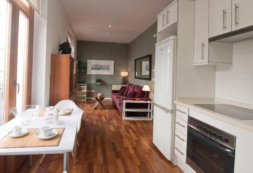 Trinitarios Apartment