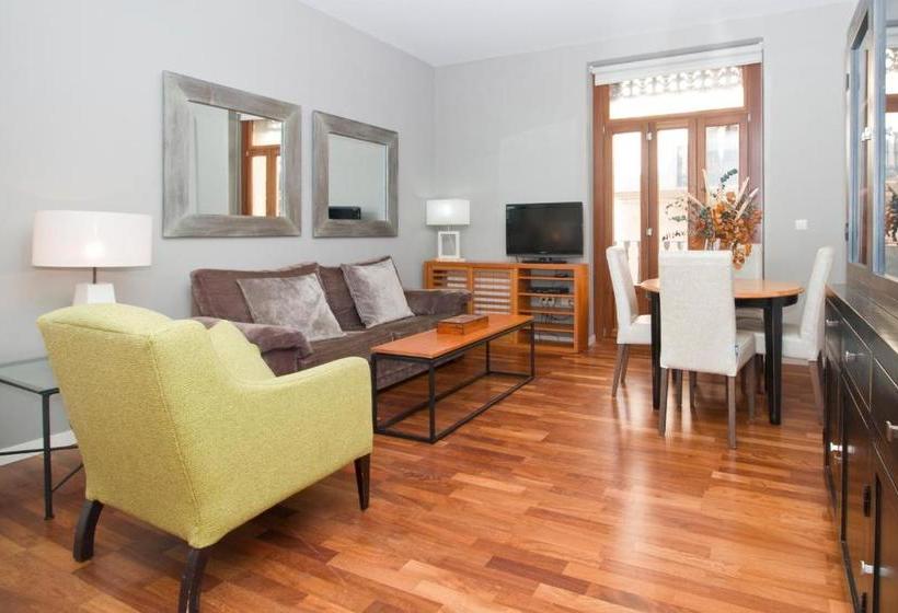 Trinitarios Apartment