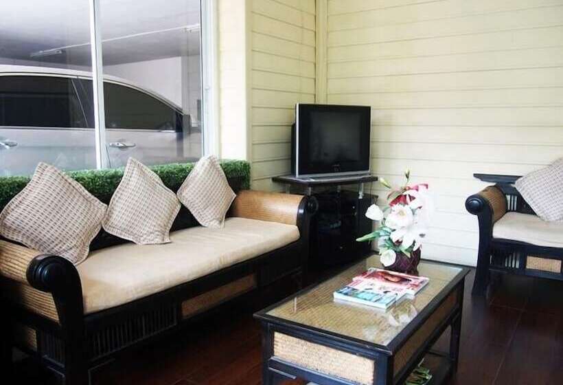 At Home Executive Apartment