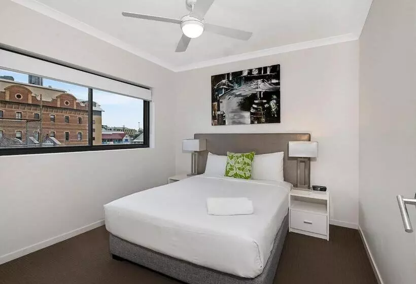 Atrio Apartments