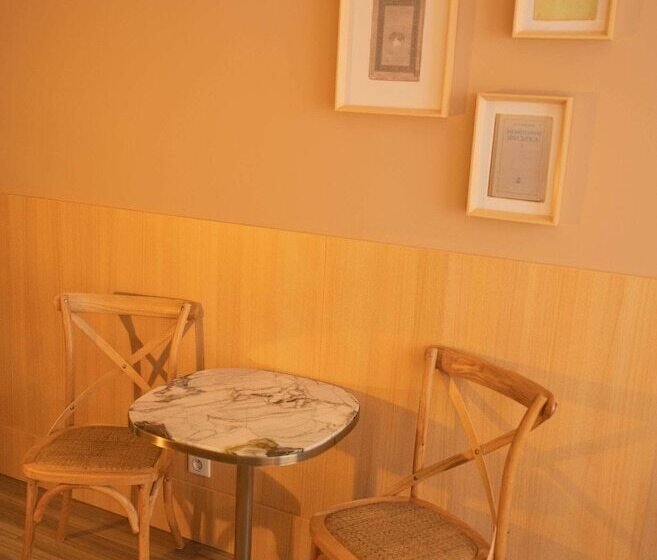 Calm Appart & Hostel