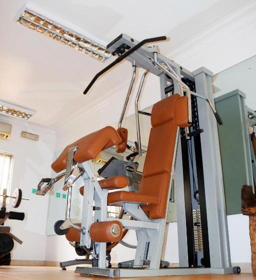 Cata Apartment Hotel And Spa