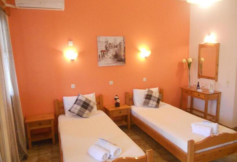 Elli Marina Studios And Apartments