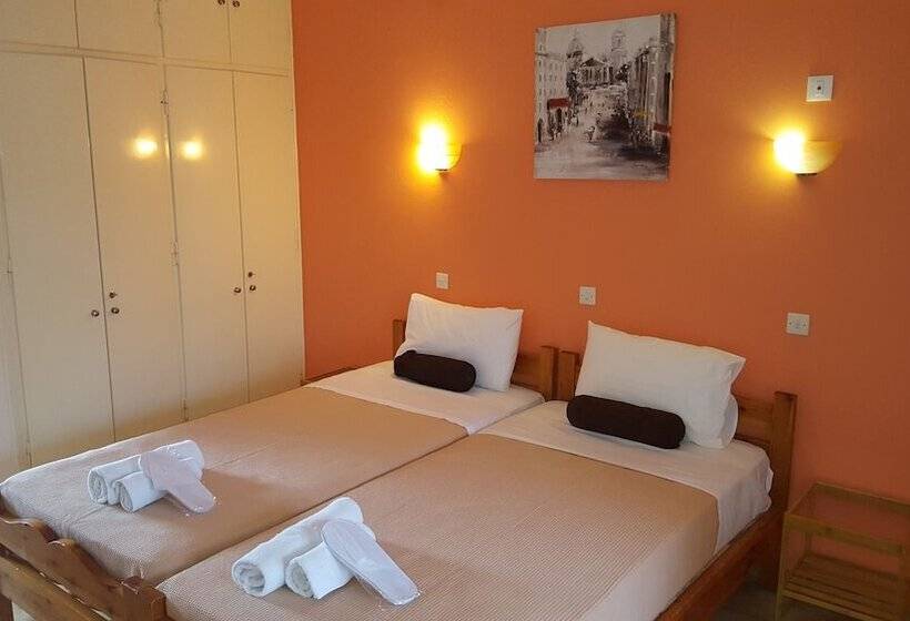 Elli Marina Studios And Apartments