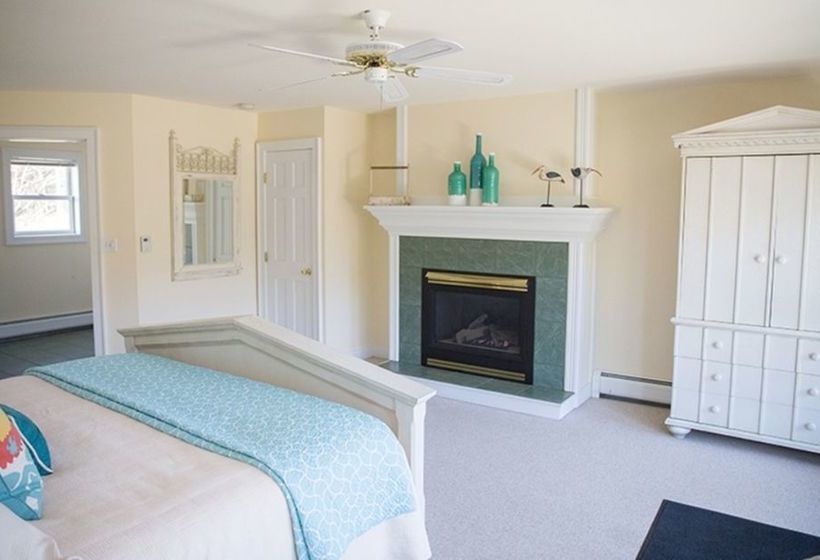 호텔 Red Clover Inn And Restaurant