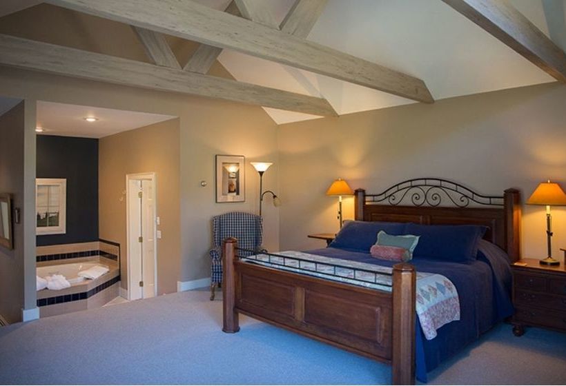 호텔 Red Clover Inn And Restaurant