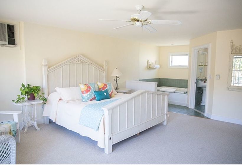 호텔 Red Clover Inn And Restaurant