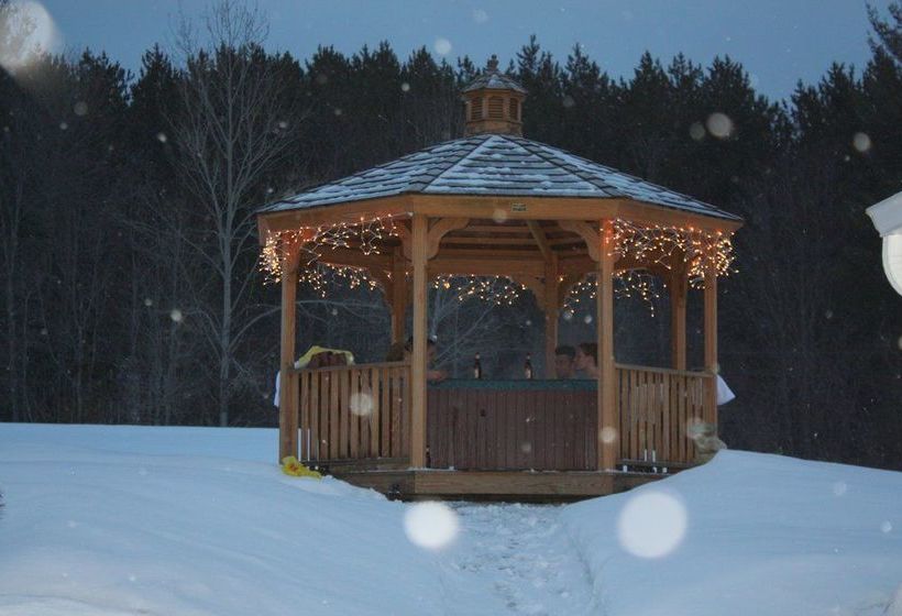 호텔 Red Clover Inn And Restaurant