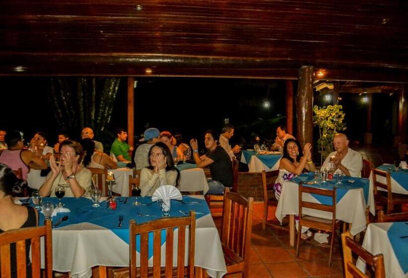 ホテル Termales Del Bosque & Hot Springs