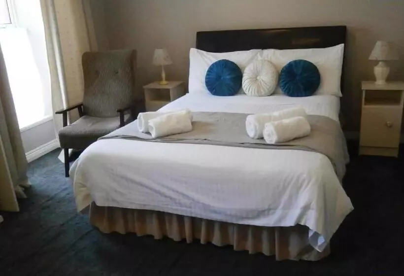 Ilenroy House B&b