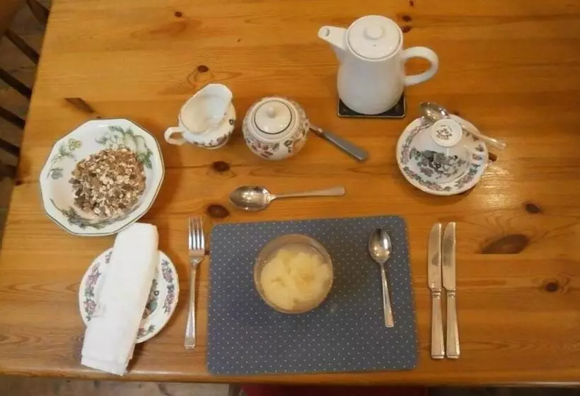 Ilenroy House B&b