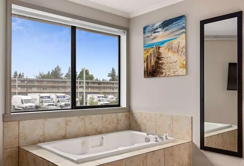 モーテル Days Inn By Wyndham Lakewood South Tacoma