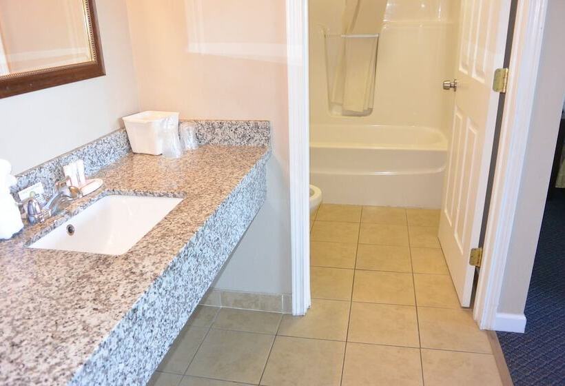 Мотель Days Inn By Wyndham Lakewood South Tacoma